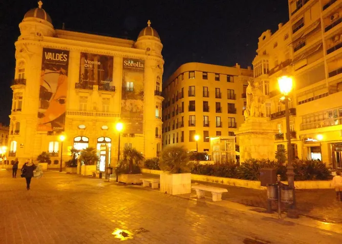 بيت للعطل Center